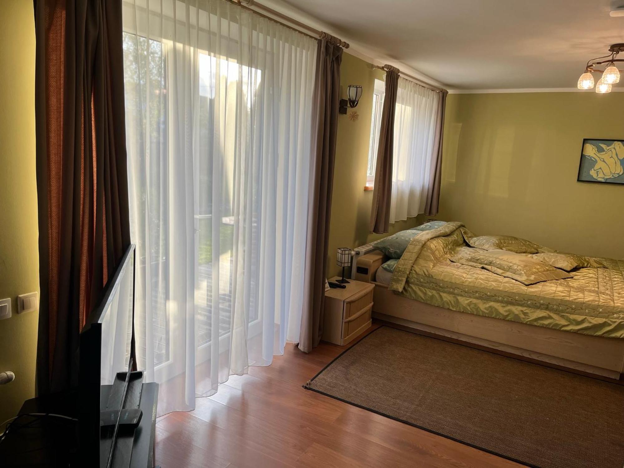 Family House Apartments Salacgrīva Kültér fotó